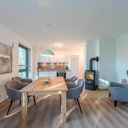 Apartment Mantra-oase - Gemuetliches Mit Seeblick, Kamin & Wellness Am Krakower