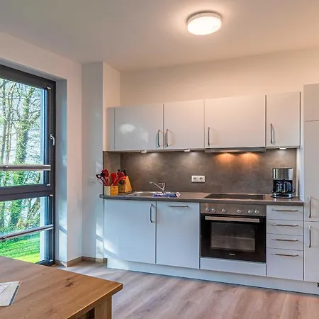 Goldhornisse - Gemuetliches Mit Seeblick, Kamin & Wellness Am Krakower *